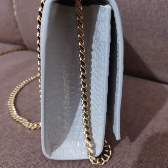 Yves YSL Saint Laurent KATE medium fringed crocodile-embossed leather bag - Picture 5 of 8